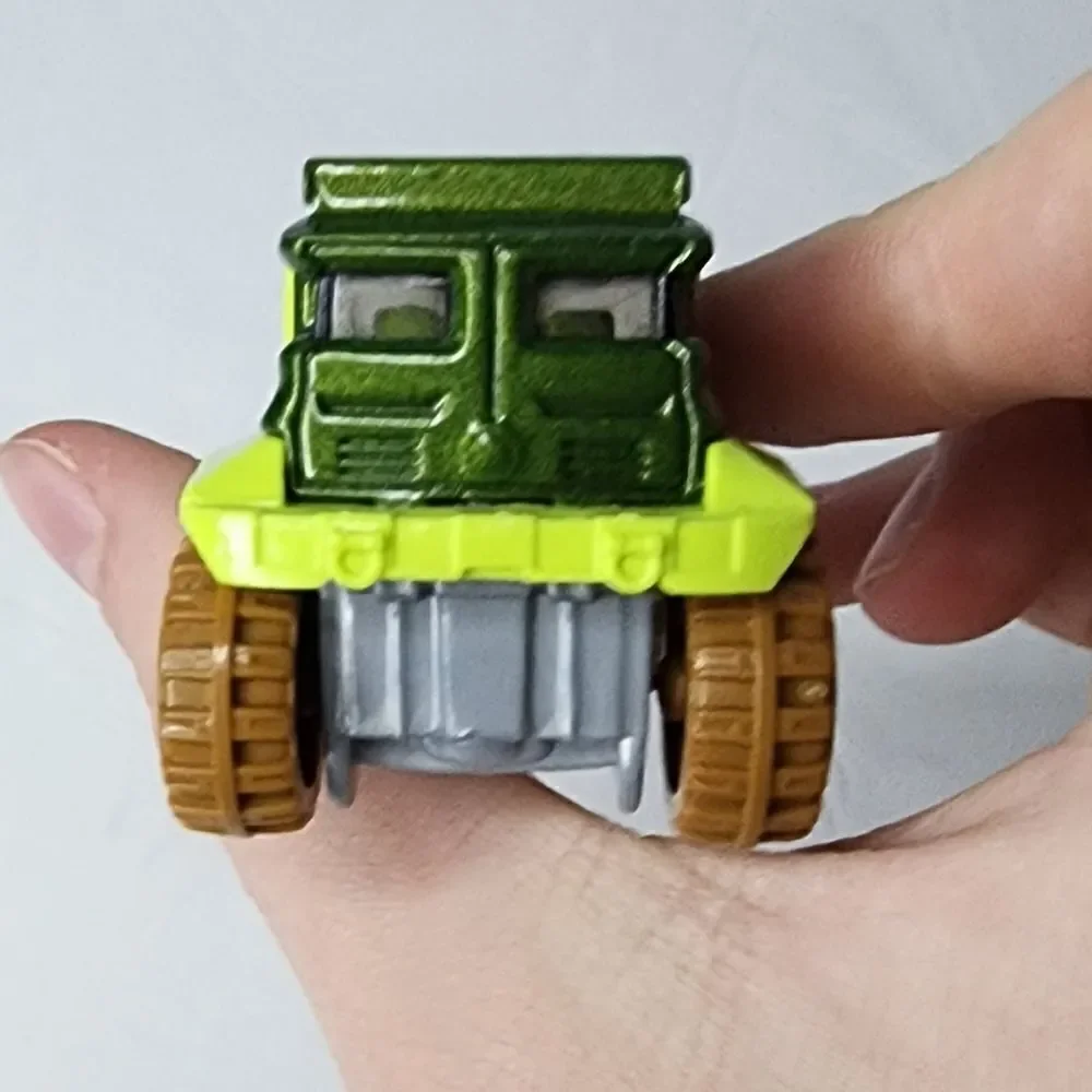 2012 Hot Wheels Jungle Rally 5 pack Loose BAD MUDDER 2 (Green)